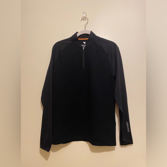 MACADE Golf Black Long Sleeve Pullover. Size M